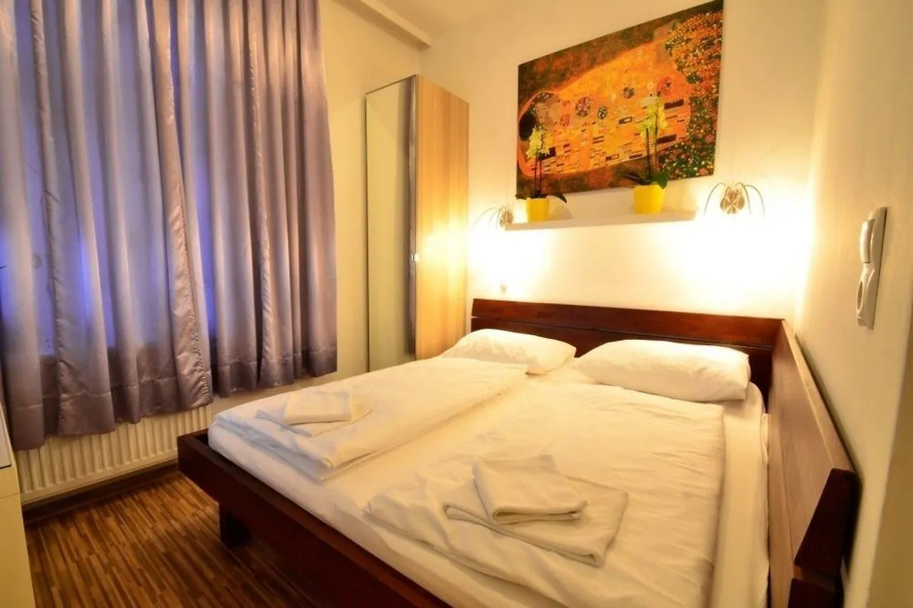 Ajo Vienna Messe - Contactless Check In Aparthotel