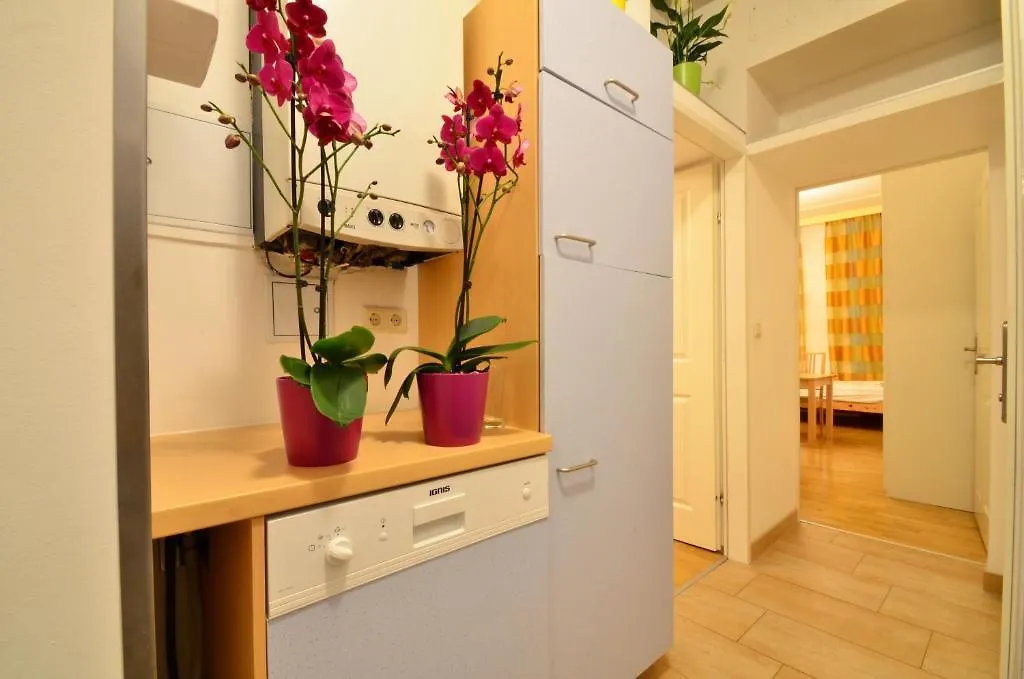 Ajo Apartments - Messe City Flat - Self-Check-In Вена Апарт-отель