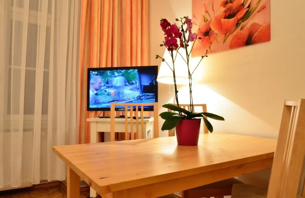 Ajo Apartments - Messe City Flat - Self-Check-In Вена Апарт-отель