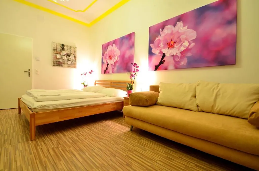 Ajo Apartments - Messe City Flat - Self-Check-In Вена Апарт-отель
