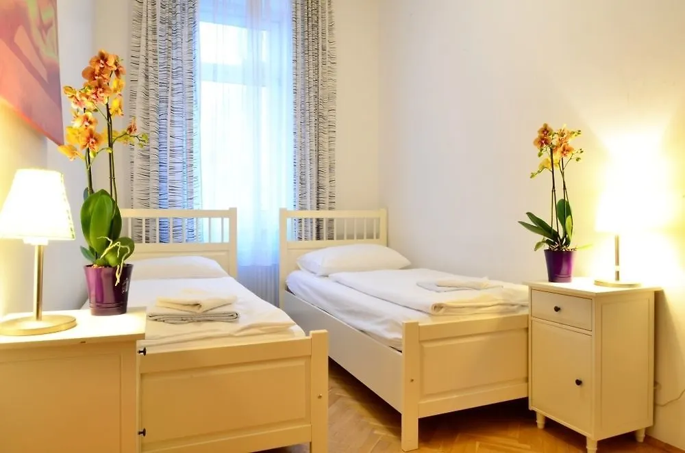 Ajo Apartments - Messe City Flat - Self-Check-In Вена