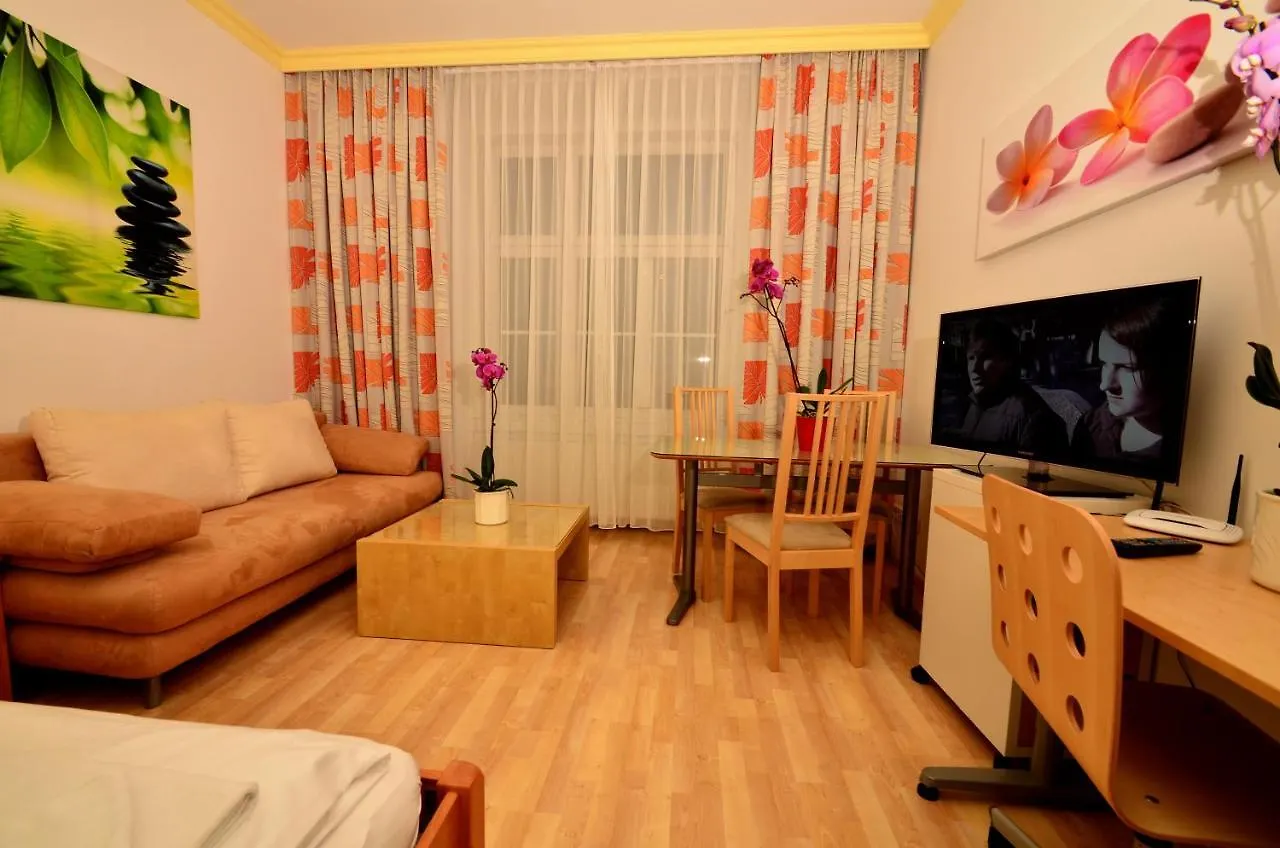 Ajo Apartments - Messe City Flat - Self-Check-In Вена 3*,  Австрия