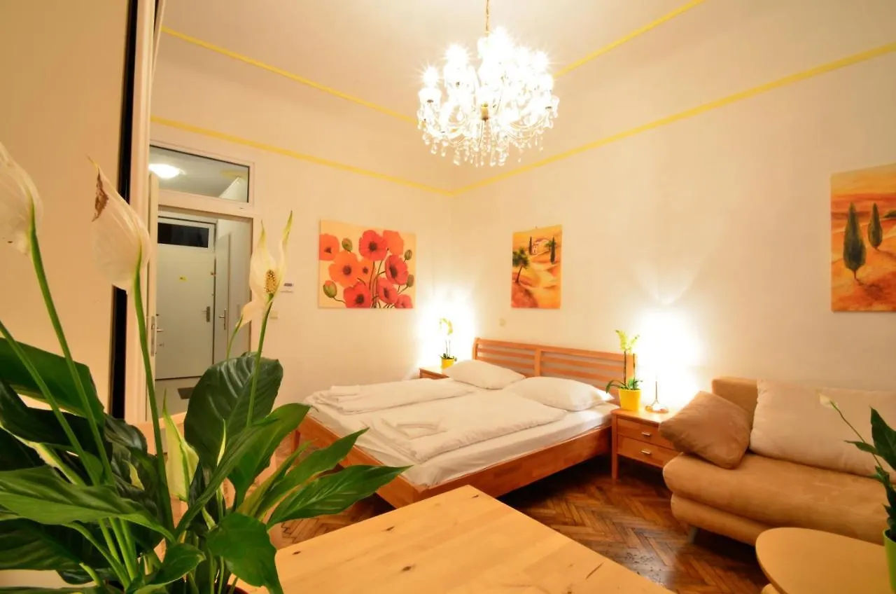 Ajo Apartments - Messe City Flat - Self-Check-In Вена Апарт-отель