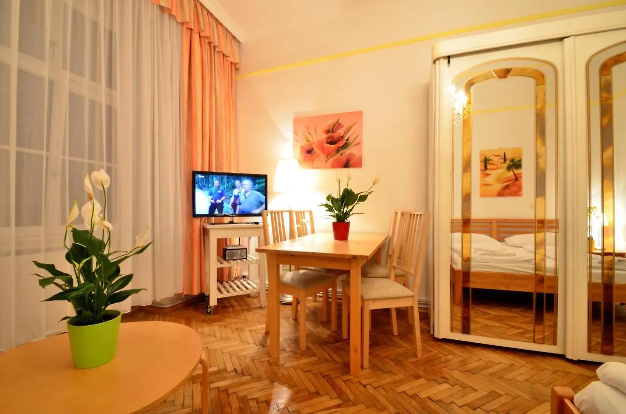 Ajo Vienna Messe - Contactless Check In Aparthotel 3*,  Austria