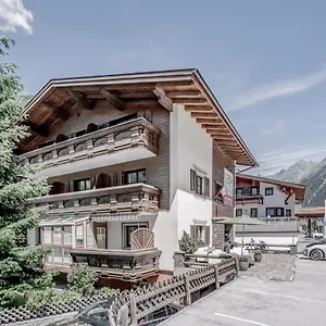 Corso's Annabell - Bed & Breakfast Solden